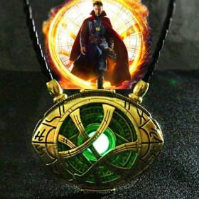 DR. STRANGE - EYE OF AGAMOTTO NECKLACE MADE OF METAL WITH LED LIGHTING  - 1