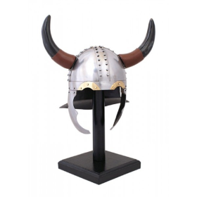 Functional helmet with Viking-style horns.  - 1